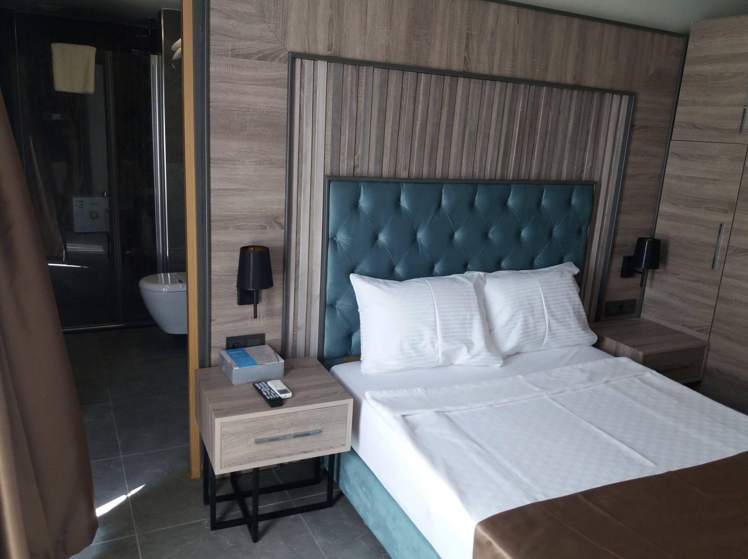 Rodinn Park Hotel อันตัลยา ภายนอก รูปภาพ